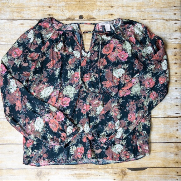 Forever 21 Tops - Forever 21 Floral Blouse